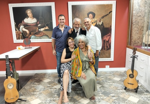 Fabricar La Guitarra De Cola de Domingo Corujo's header image