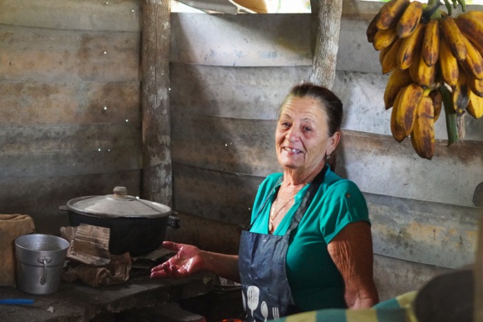 cuba-lvc-farmer-14.jpg
